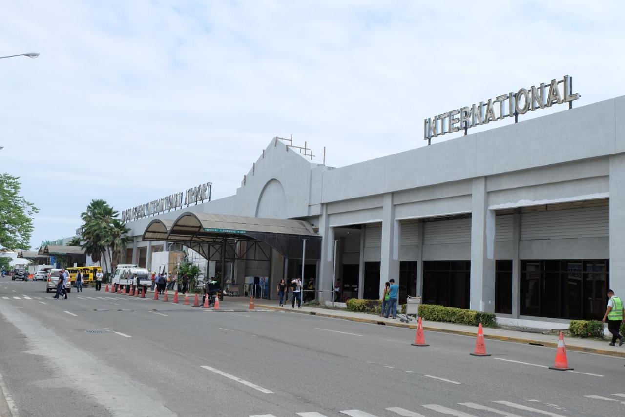 Stay And Fly At Amani Grand Resort Residences Lapu-Lapu City Exterior photo